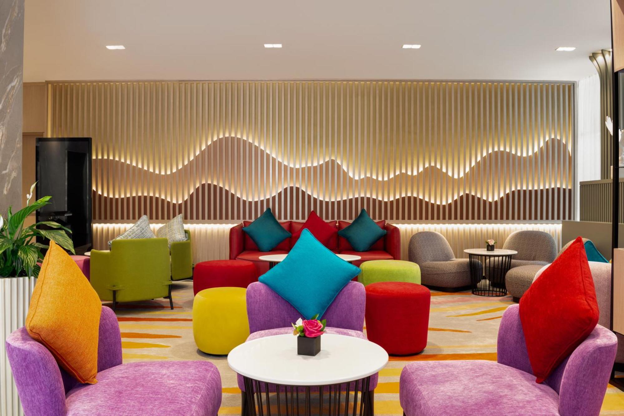 La Quinta By Wyndham Abu Dhabi Al Wahda Hotel Eksteriør billede